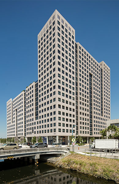 Photo Gallery Image 1